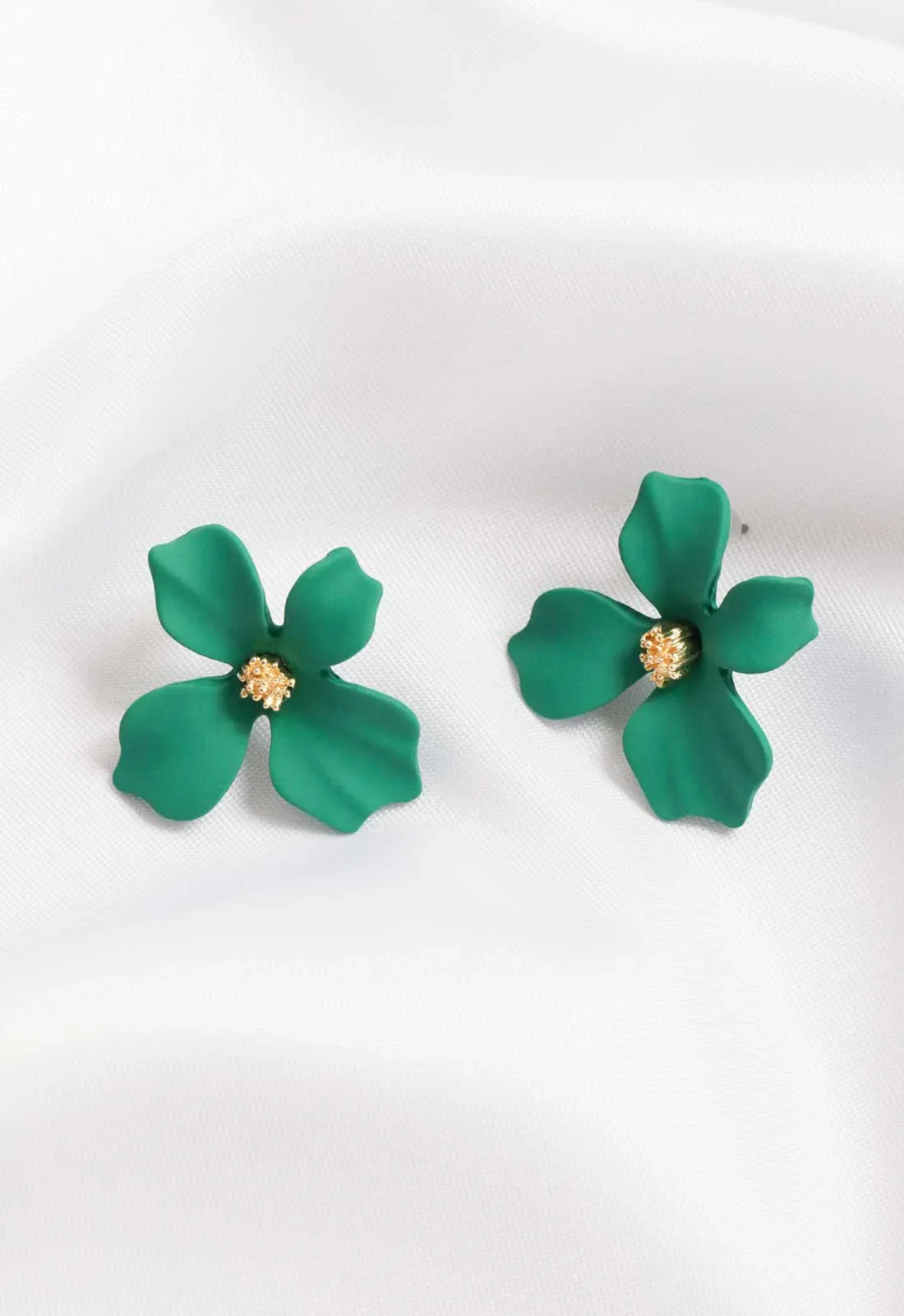 Always Chic Green Flower Earrings - Image 3