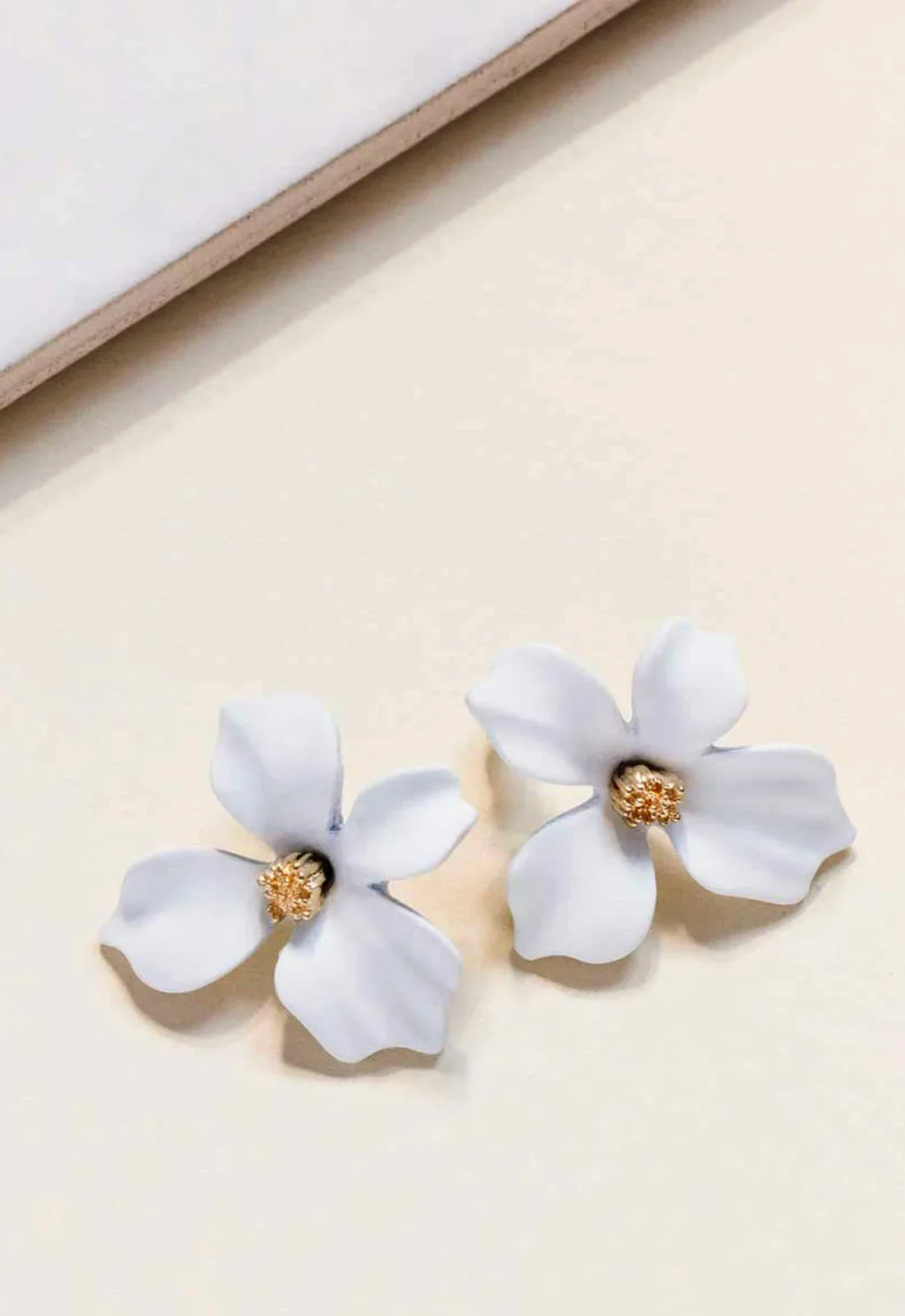 Always Chic White Flower Earrings - Image 4