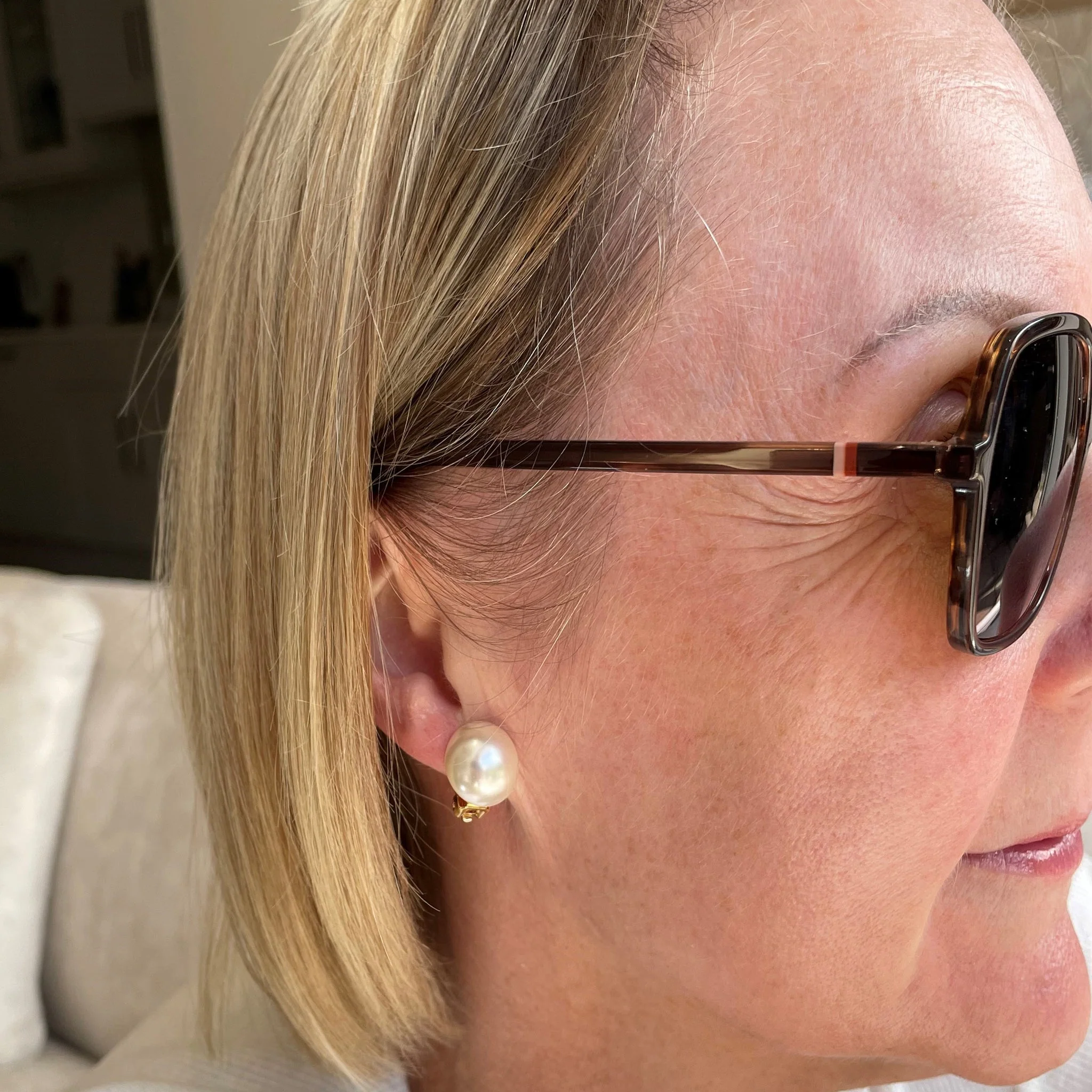 Cachet London Bibi 14mm Pearl Gold Clip On Earrings - Image 13