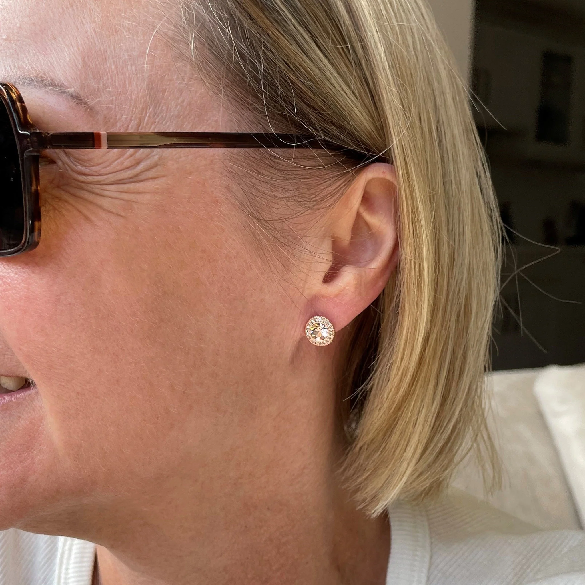 Cachet London Chikle Gold Earrings - Image 8