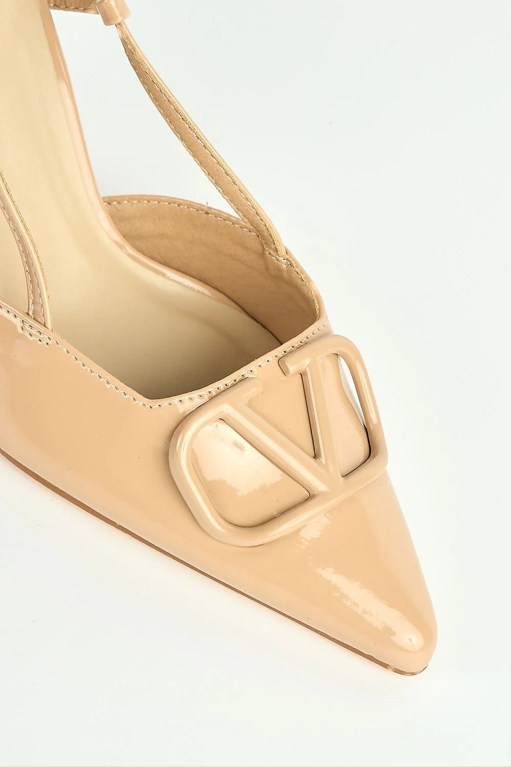 Cia Brooch Detail Slingback Court Shoes in Nude - Image 6