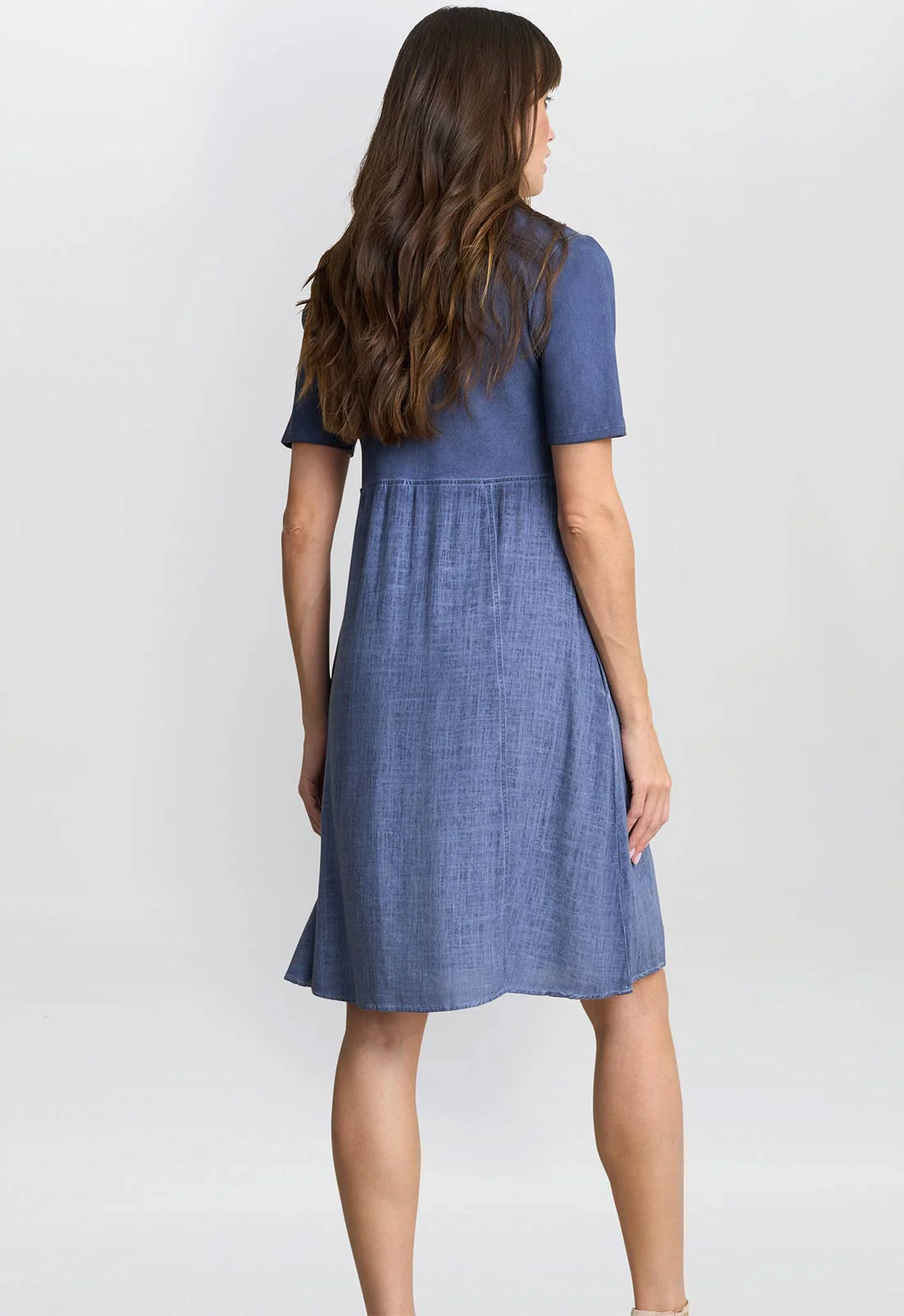 Gina Bacconi Blue Aaliyah Chambray Dress - Image 3