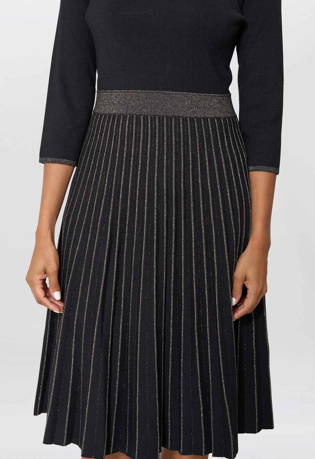 Gina Bacconi Black Apple Pleated Midi Dress - Image 5