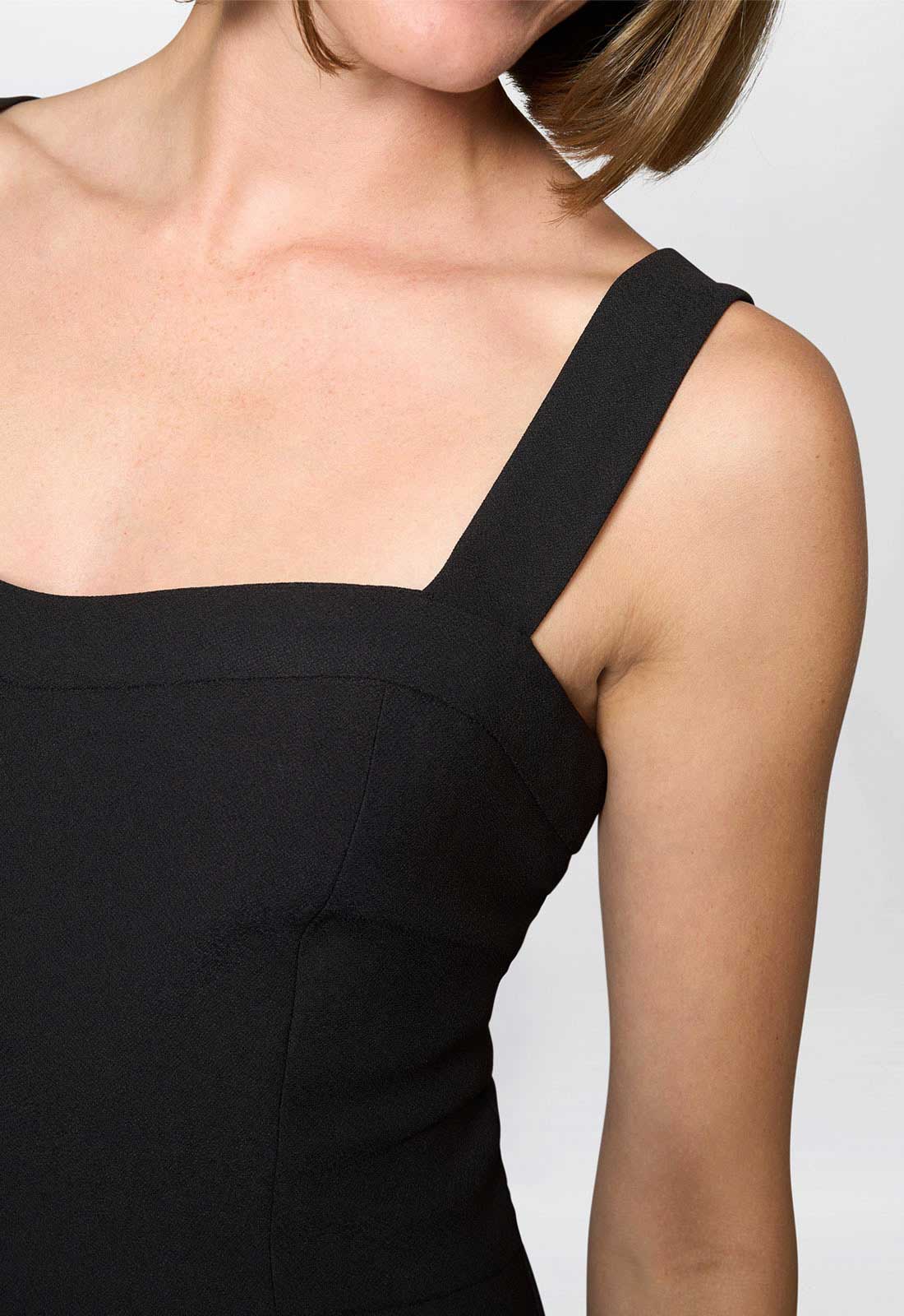 Gina Bacconi Black Emy Black Wide-Leg Jumpsuit - Image 5