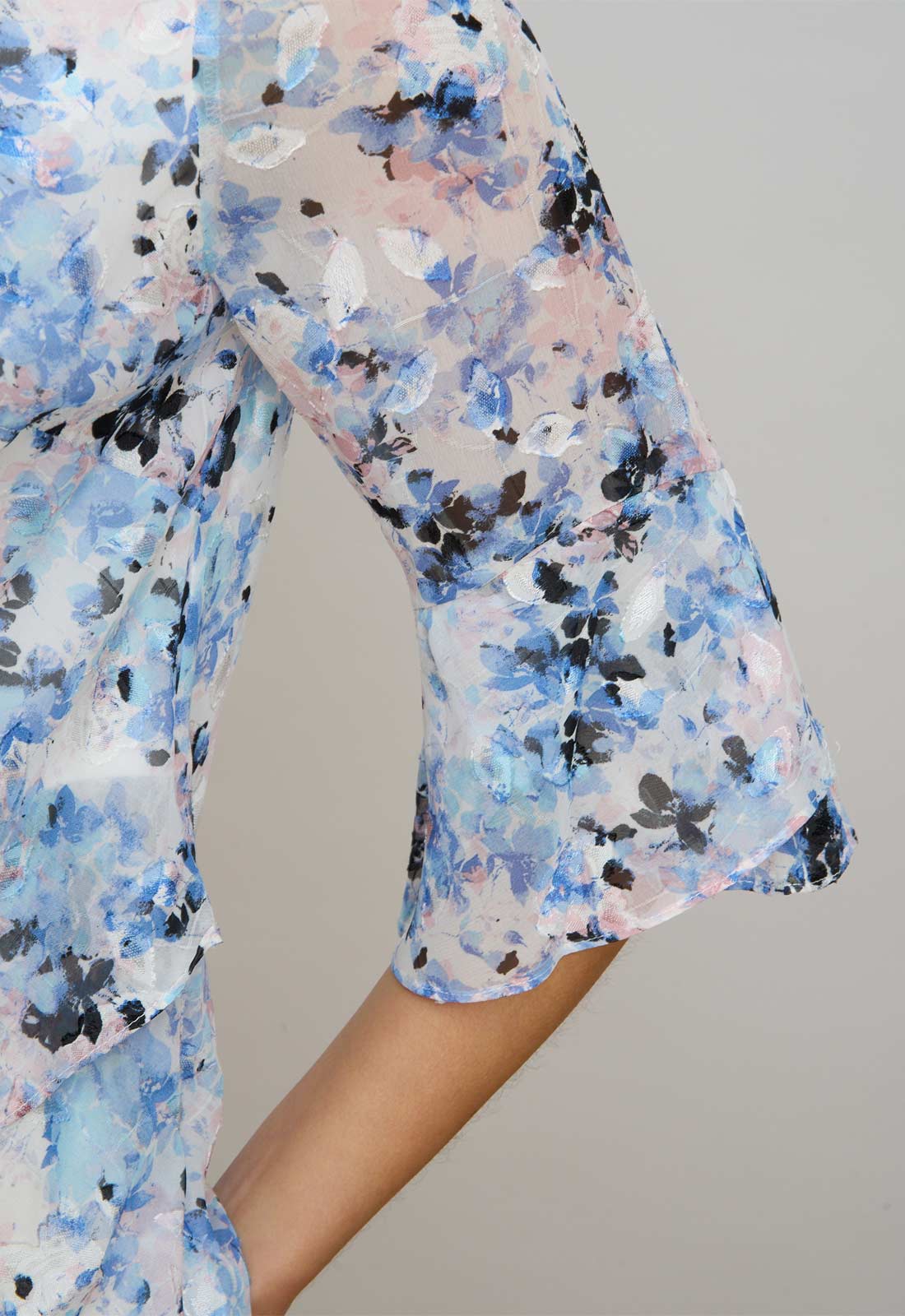 Gina Bacconi BLUE Jacklyn Floral Layered Chiffon Top - Image 5