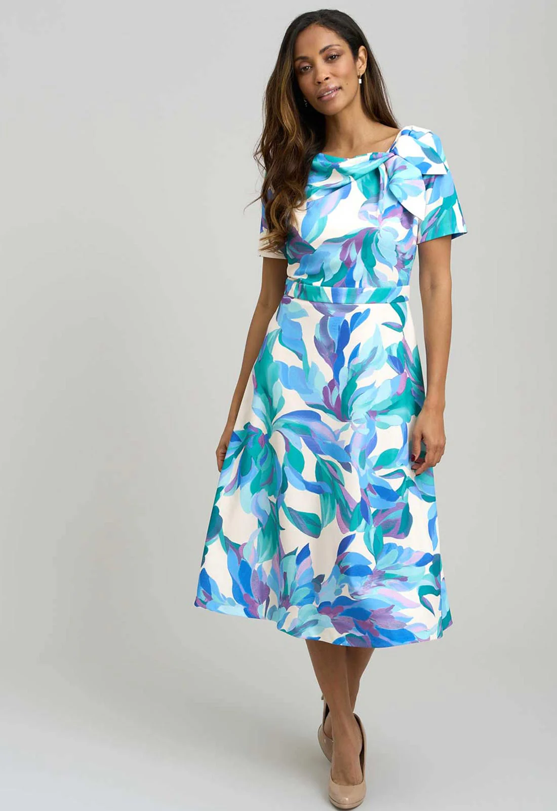 Gina Bacconi BLUE / MULTI Parker Tie Neck Print Dress - Image 7