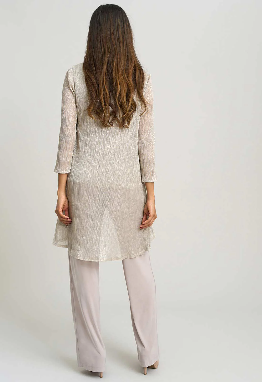 Gina Bacconi CHAMPAGNE Natasha Three Piece Metallic Crinkle Trouser Suit - Image 4