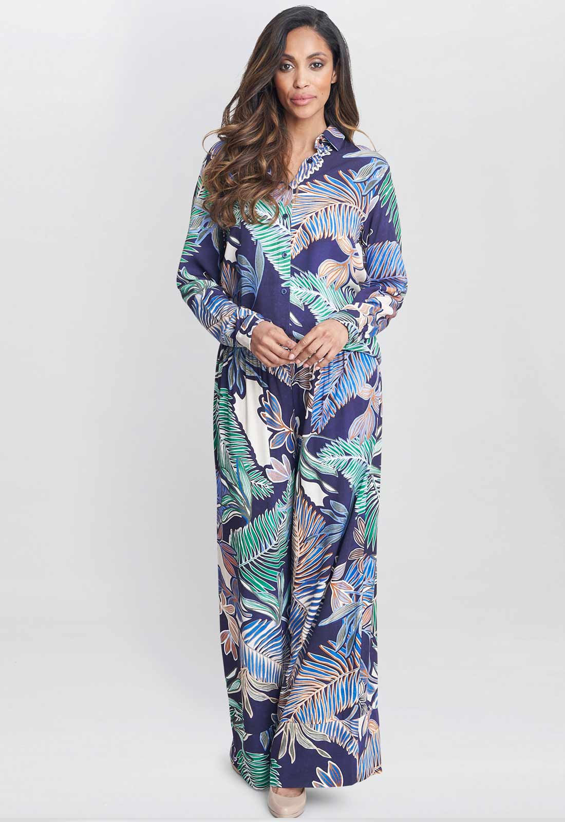Gina Bacconi Navy and Multi Tabitha Printed Tunic Shirt - Image 6