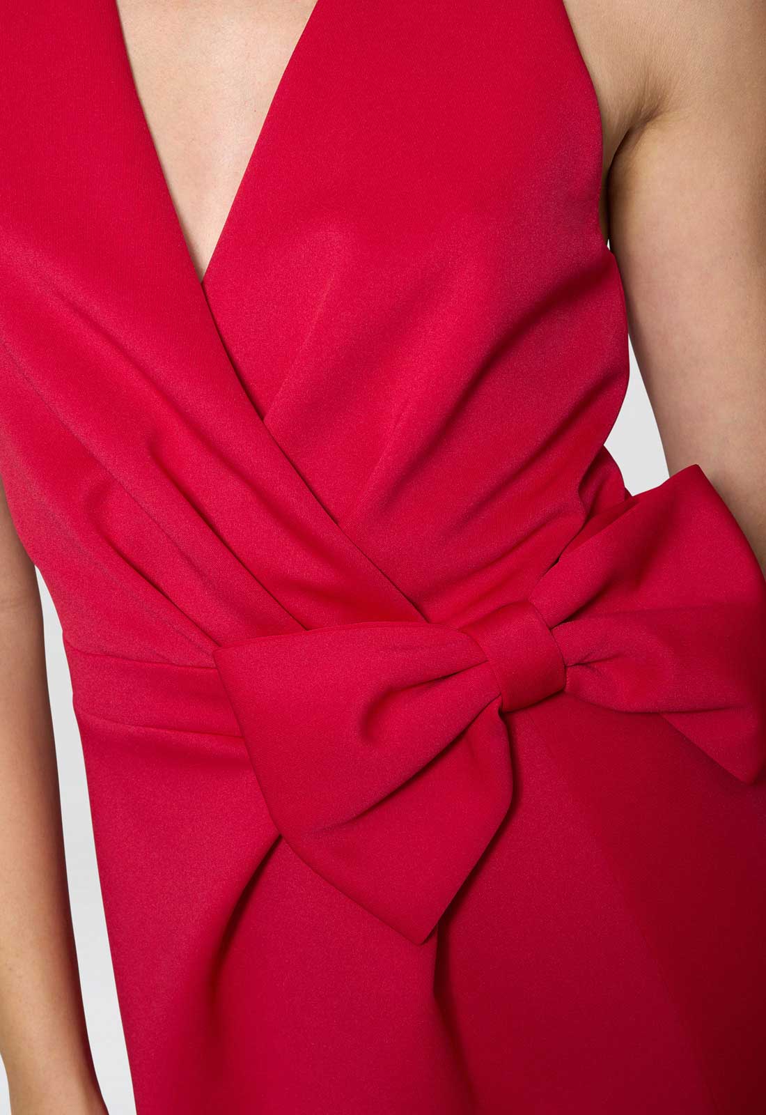 Gina Bacconi Red Elliana Bow Detail Midi Dress - Image 6