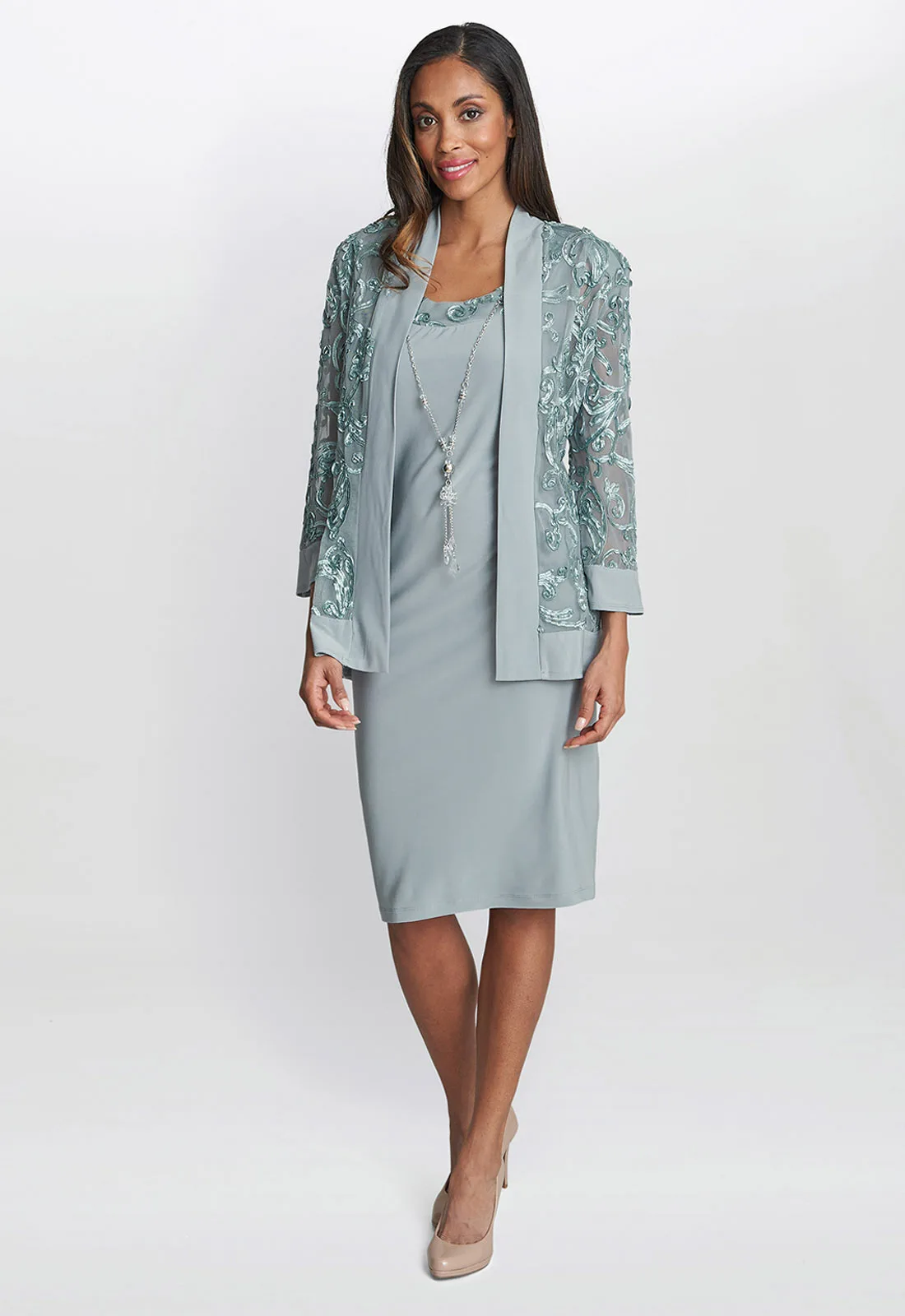Gina Bacconi Sage Beverley Dress and Jacket with Necklace - Image 4