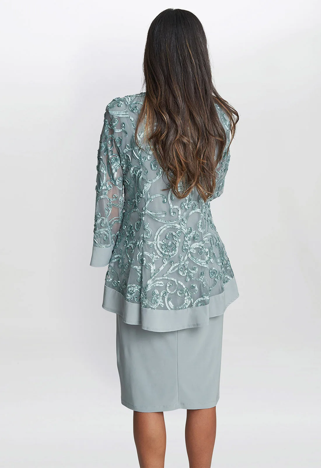 Gina Bacconi Sage Beverley Dress and Jacket with Necklace - Image 5