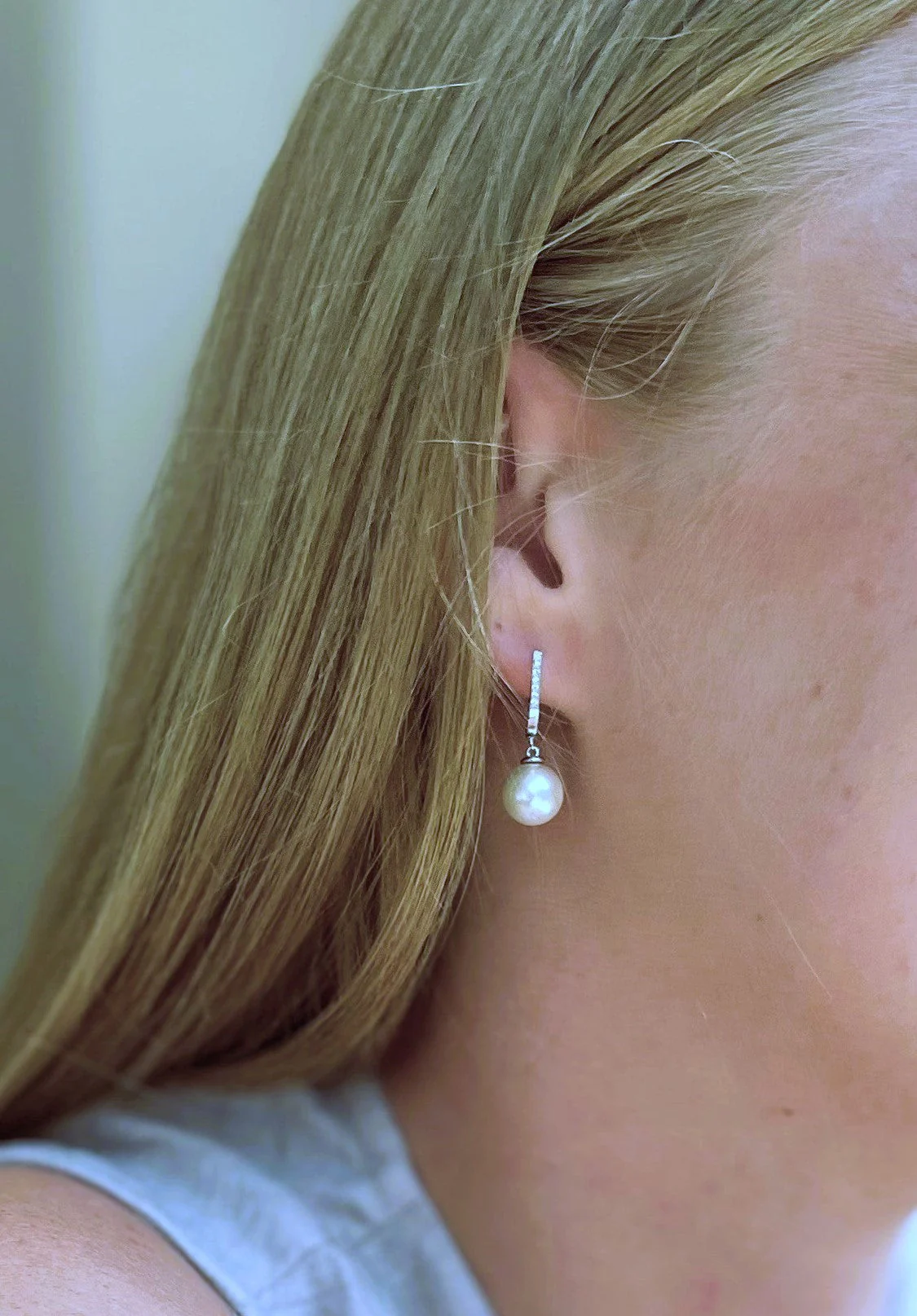 Cachet London Gina Gold Earrings - Image 11