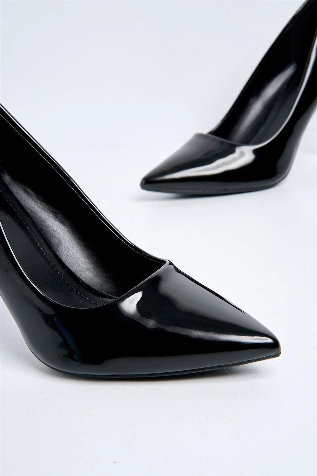 Miss Diva Gina Black Spool Heel Court Shoes - Image 6