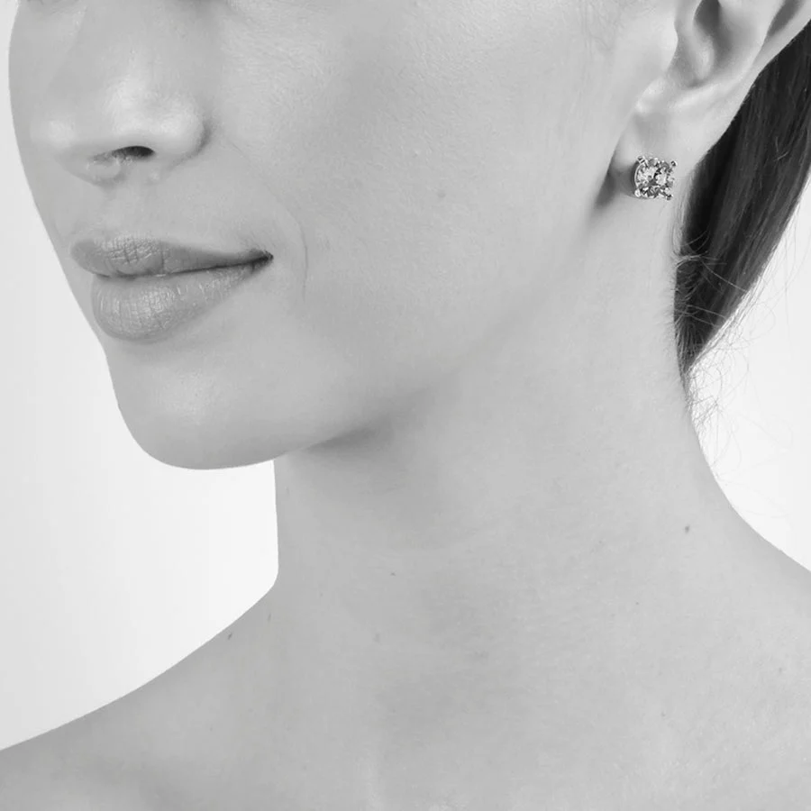 Cachet London Laine 8mm Gold Earrings - Image 2