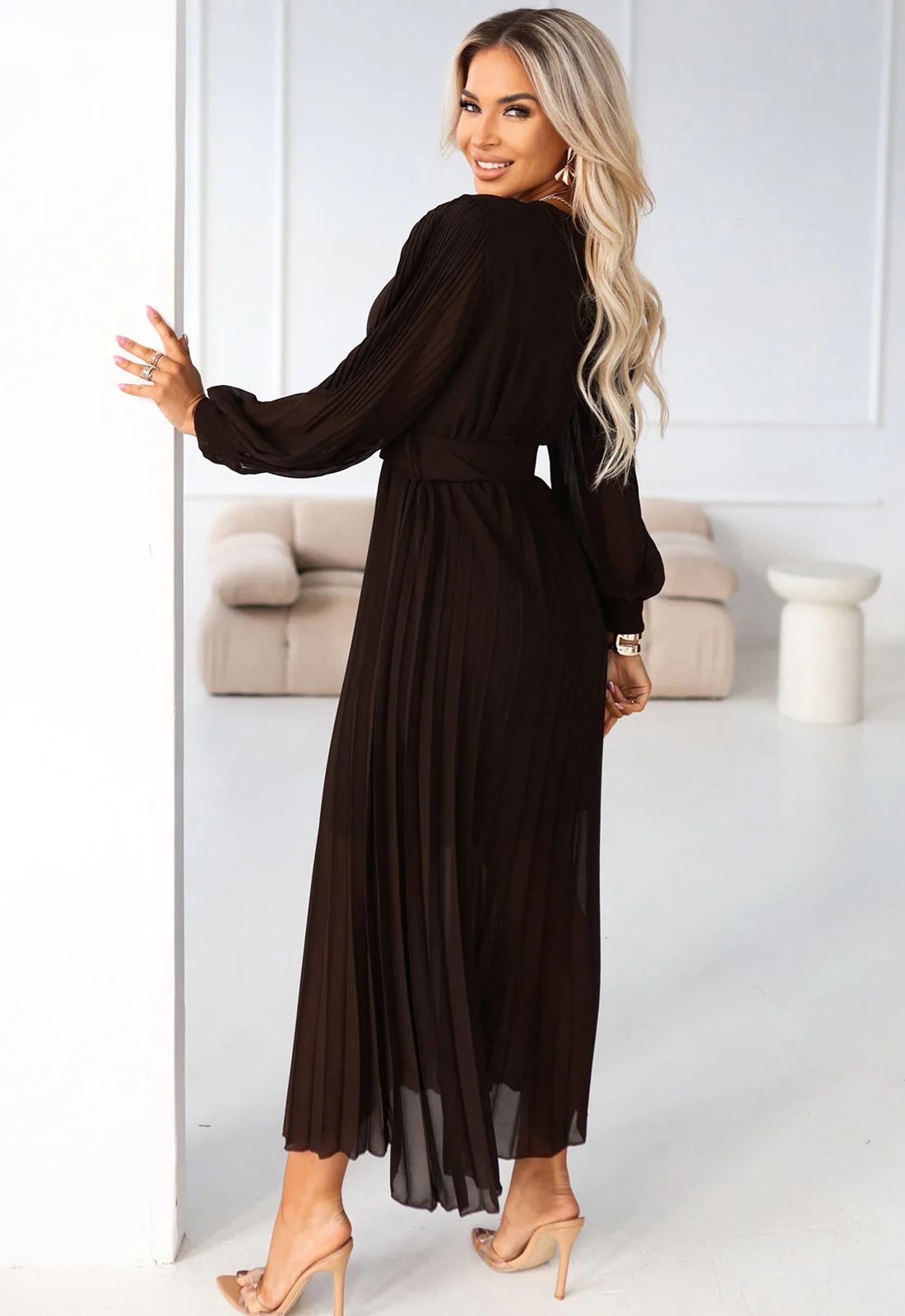LBD Exclusive Black Klara Dress - Image 4