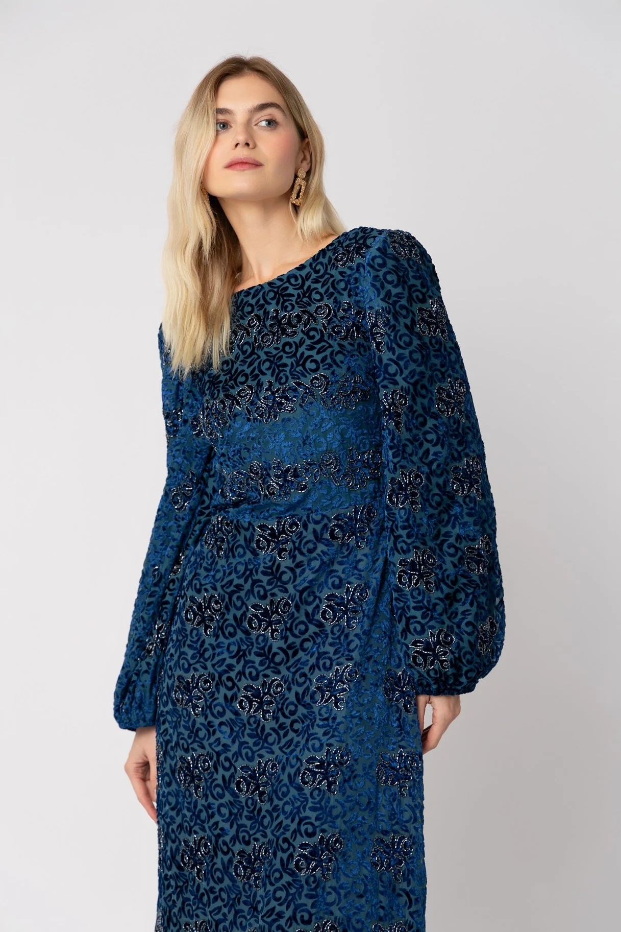Raishma Couture Blue Livia Gown - Image 2