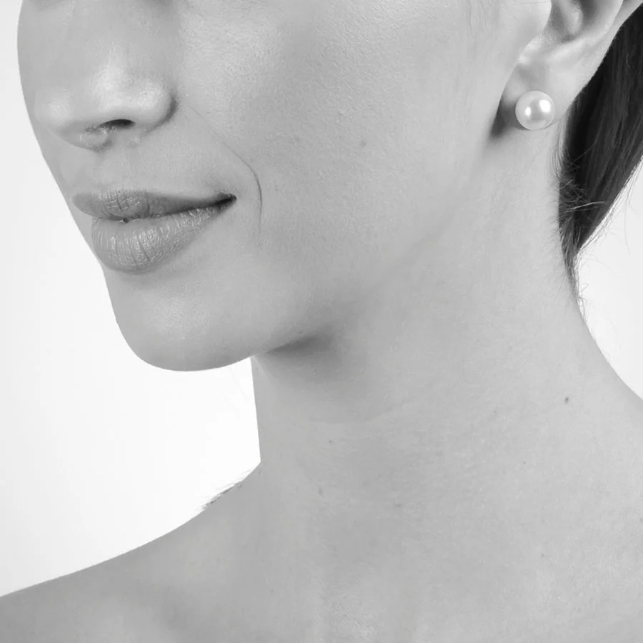 Cachet London Mac 10 Rose Pearl Earrings - Image 4