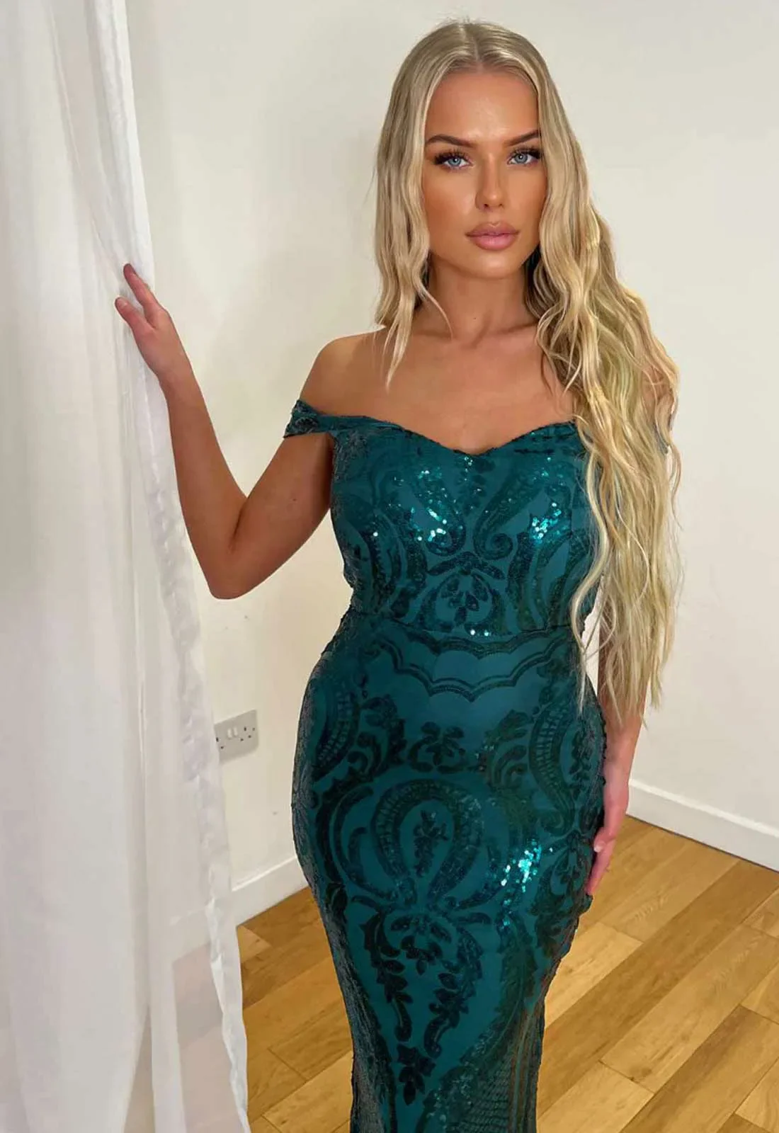 Nazz Collection Green Layali Maxi Dress - Image 3
