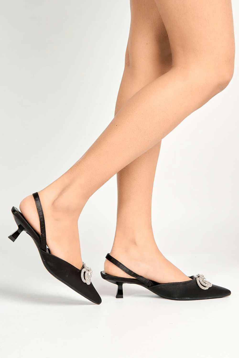 Nia Diamante Bow Detail Kitten Heel Court Shoes in Black - Image 2