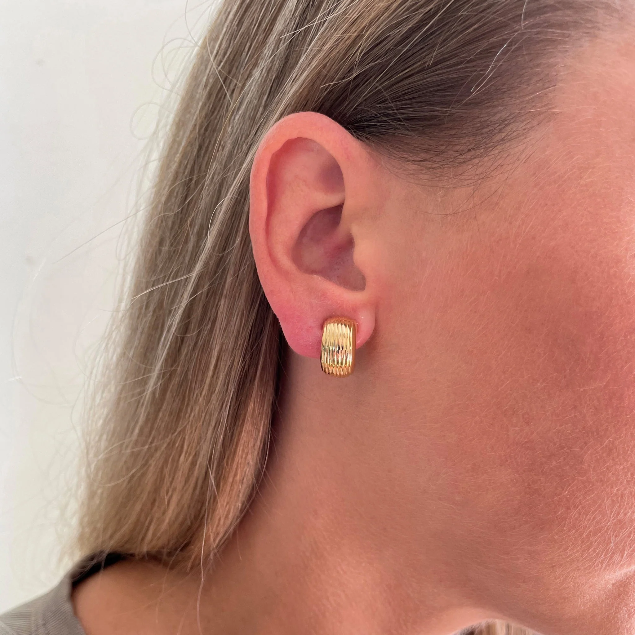 Cachet London Robin Gold Clip On Earrings - Image 9