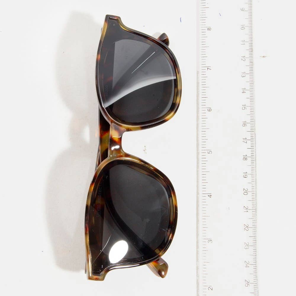 Soul Of Sita Tortoise Frame Sunglasses Set: Assorted - Image 6