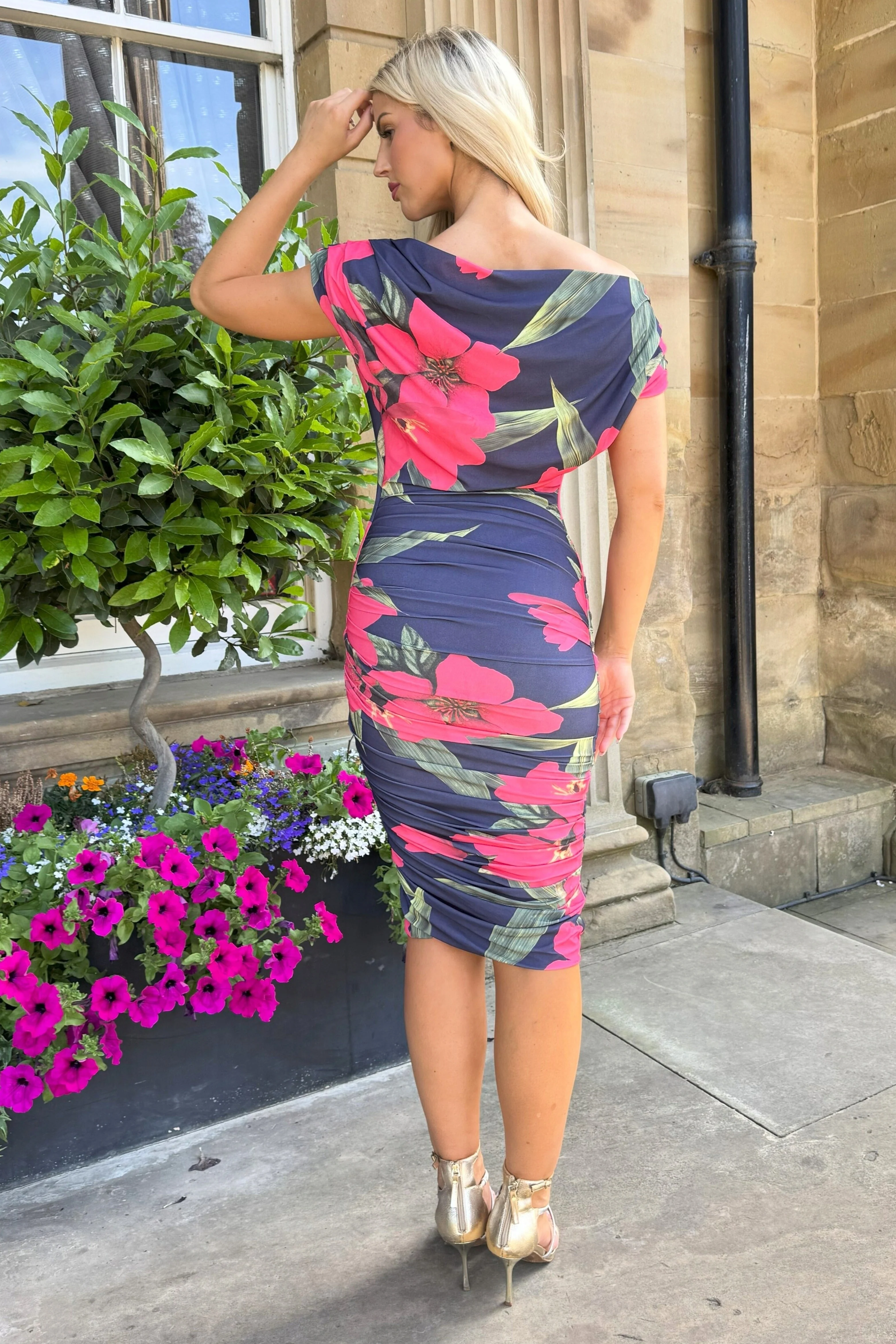 Atom Label Fuchsia Lily Print Ss26 Oxygen Dress - Image 4