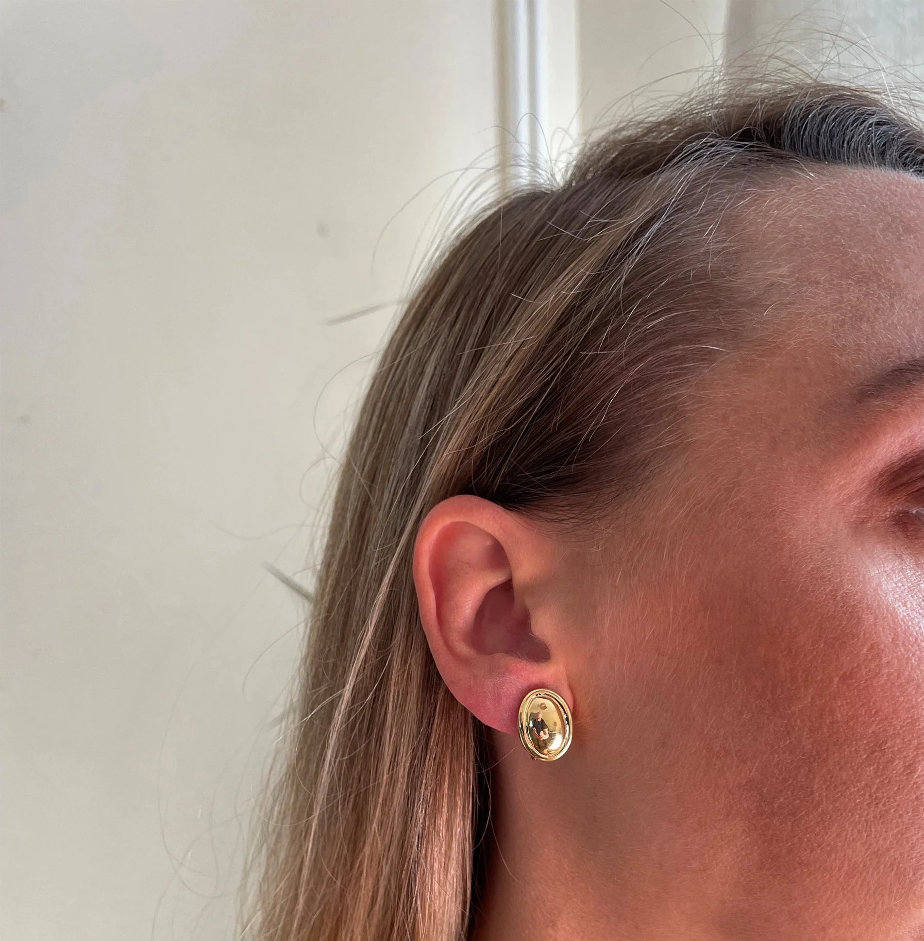Cachet London Vega Polished Gold Clip On Earrings - Image 10
